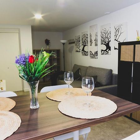 Botica, Encantador apartamento en pleno centro histórico Cádiz Exterior foto
