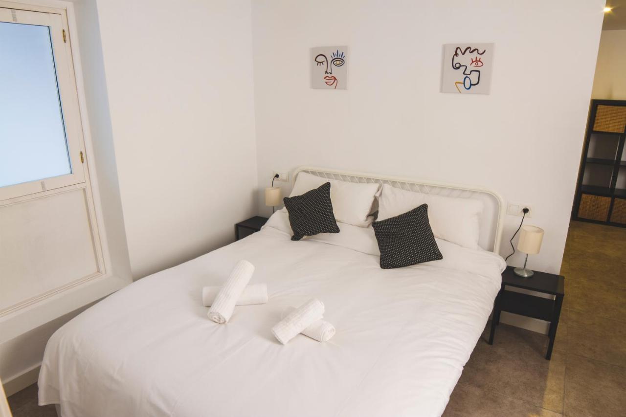 Botica, Encantador apartamento en pleno centro histórico Cádiz Exterior foto