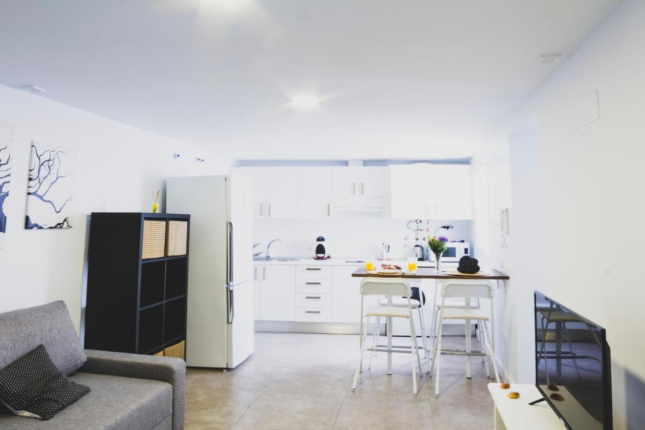 Botica, Encantador apartamento en pleno centro histórico Cádiz Exterior foto