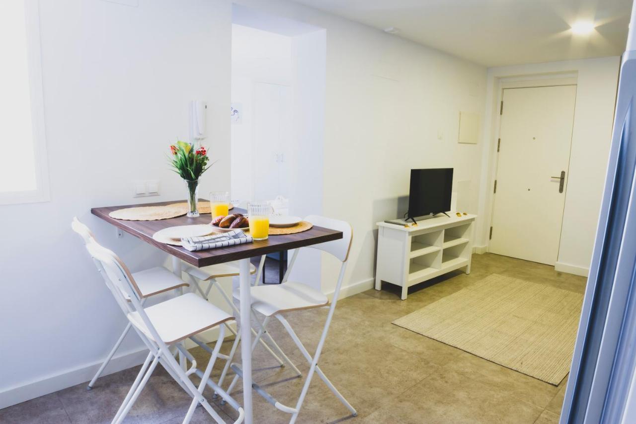 Botica, Encantador apartamento en pleno centro histórico Cádiz Exterior foto